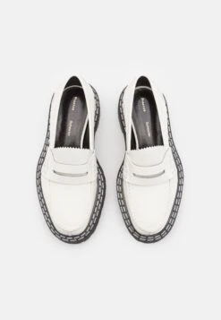 PROENZA SCHOULER Lug Sole Platform Loafers - Mocassins - Natural 11 PROENZA SCHOULER Lug Sole Platform Loafers - Mocassins - Natural -Tamaris Boutique 12ea9a99a13b4baf93cfb6adaaf89f99