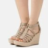 MICHAEL Michael Kors Bradley Wedge - Sandales À Talons Hauts - Pale Gold