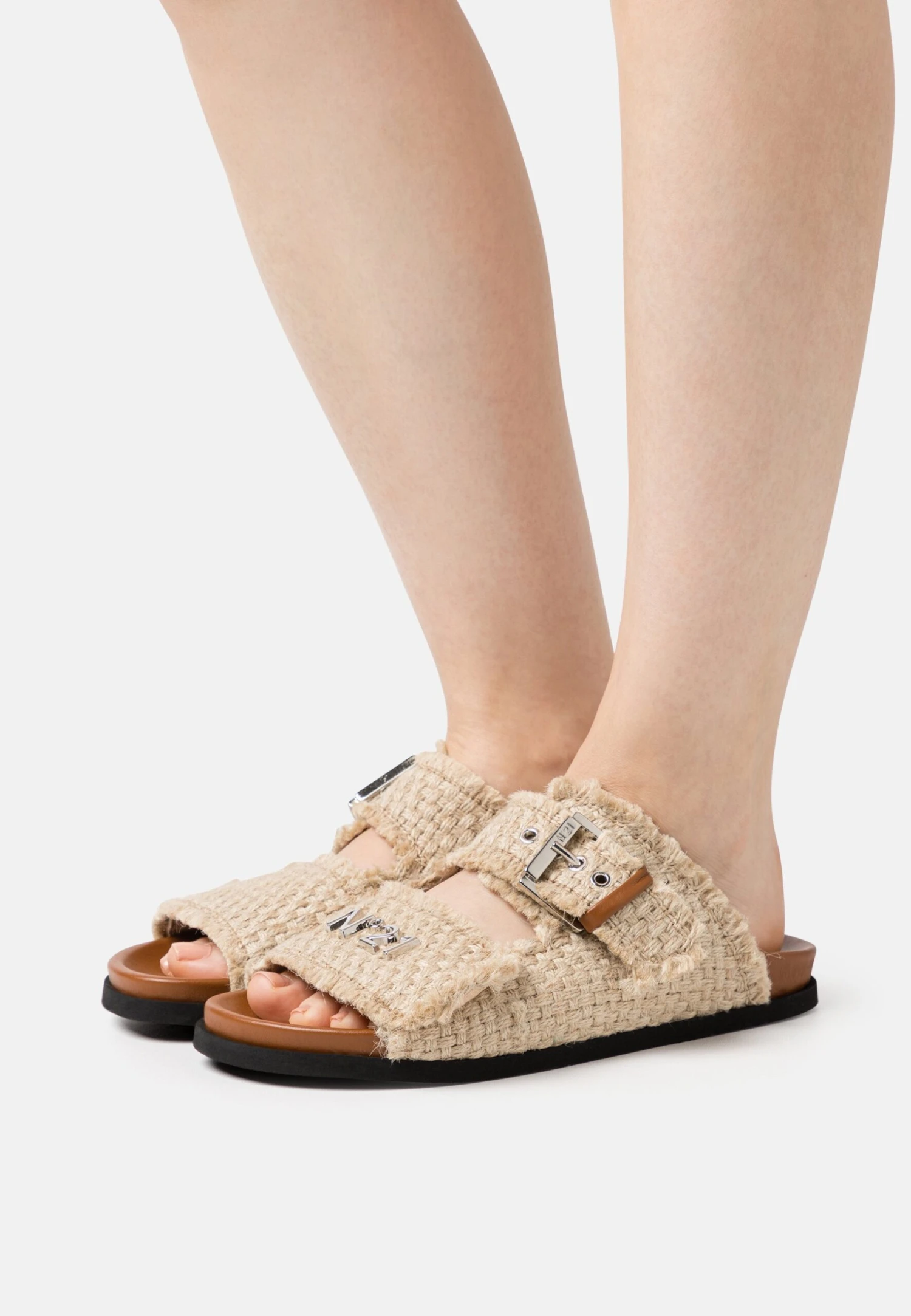 N°21 Chaussons - Beige 1 N°21 Chaussons - Beige