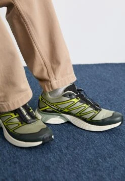 XT PATHWAY 2 UNISEX - Baskets Basses - Castlerock/black/asphalt -Tamaris Boutique 28c8e411140745f9aca99c59ecd62801