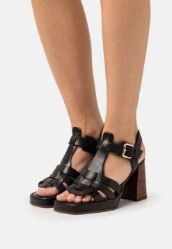 Alpe Chiara - Sandales À Talons Hauts - Black