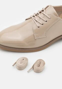 Tamaris Derbies - Beige 11 Tamaris Derbies - Beige -Tamaris Boutique 419781c2e5c641078545bc53072bfbbd