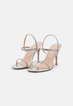 Madden Girl Wise - Sandales À Talons Hauts - Silver 8 Madden Girl Wise - Sandales À Talons Hauts - Silver -Tamaris Boutique 42c91e30011e4dd081ba934940986d41