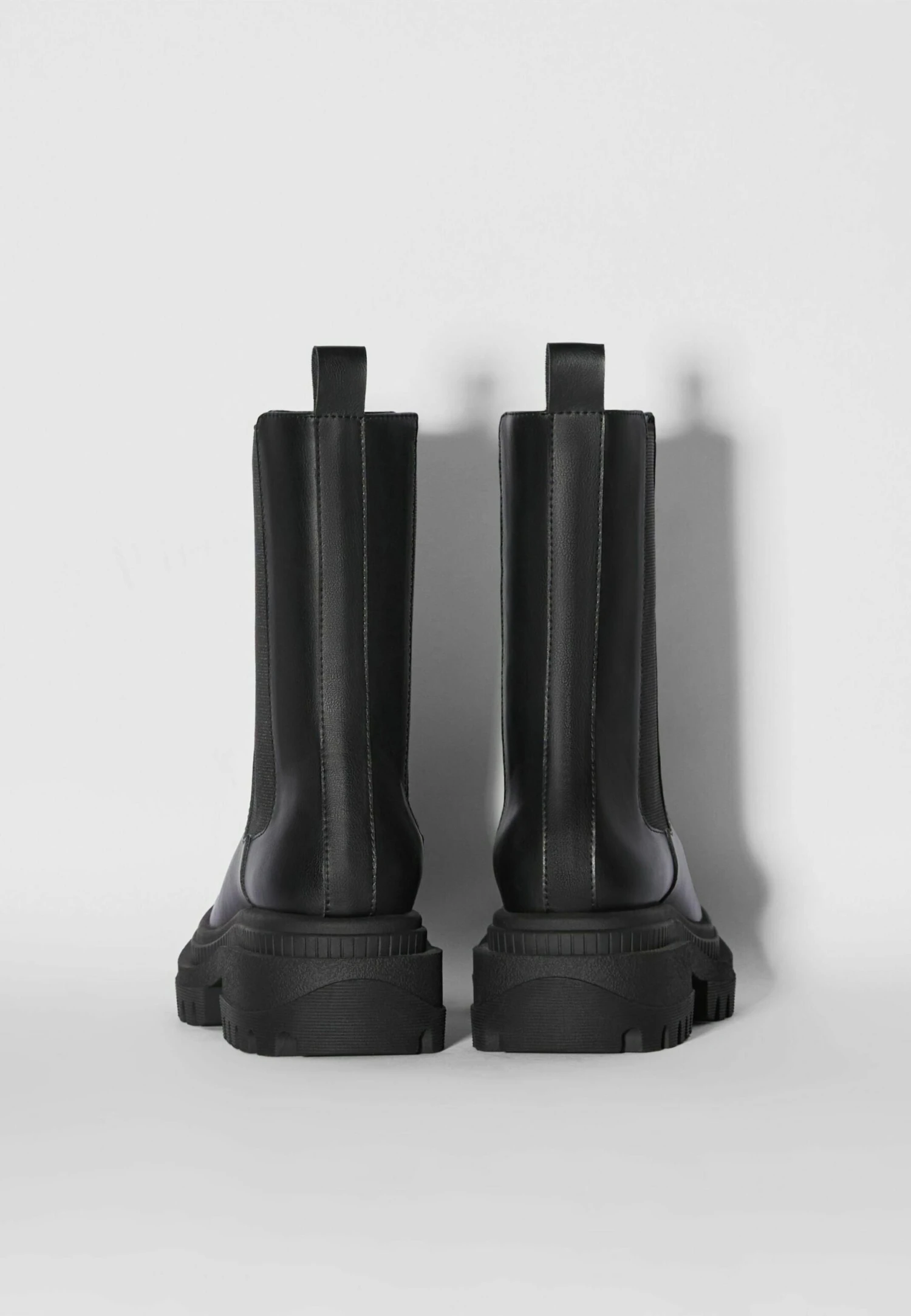 BERSHKA With Elastic Panels - Bottines À Plateau - Black 4 BERSHKA With Elastic Panels - Bottines À Plateau - Black – Image 4