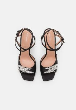 Alberta Ferretti Precious Flower - Sandales À Talons Hauts - Fantasy Print Black 11 Alberta Ferretti Precious Flower - Sandales À Talons Hauts - Fantasy Print Black -Tamaris Boutique 671119a01f0941c998e5370a20edfb9e