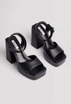 NA-KD Mit Klobiger Schnalle - Sandales À Talons Hauts - Black -Tamaris Boutique 6873e42d302e47d8a3803b91a52e0b4c