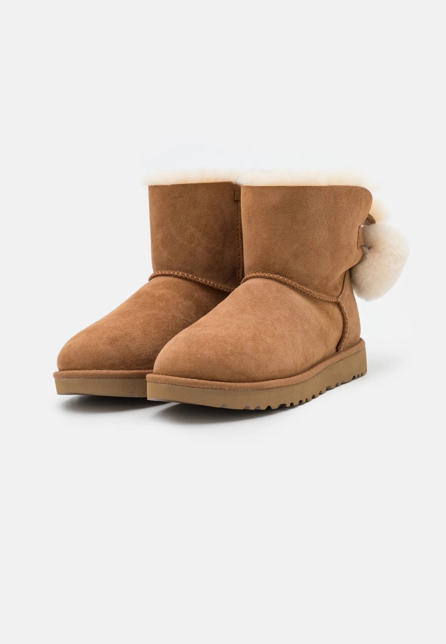 Ugg Mini Bailey Fuzzy Bow - Bottes De Neige - Chestnut 3 Ugg Mini Bailey Fuzzy Bow - Bottes De Neige - Chestnut – Image 3