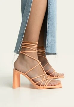 Stradivarius Strappy - Sandales - Orange