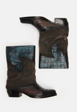 Felmini Santiags - Grey 10 Felmini Santiags - Grey -Tamaris Boutique 91c545dc1b8f4f92811d353bb20a0c10