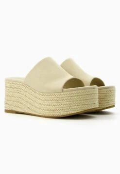 BERSHKA Mules À Talons - Beige -Tamaris Boutique 9cc1188320614b1f8f793642a41dc744