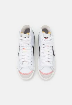 Nike Sportswear Blazer Mid '77 Jumbo Unisex - Baskets Montantes - White/Black/Sail/Team Orange -Tamaris Boutique ac3547823f4b458ba1243f1338265394