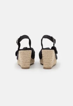 Vero Moda Vmfelia Wedge - Sandales À Plateforme - Black -Tamaris Boutique cac81f0efc9e4f72935cbcd402c26771