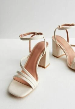 New Look Strappy - Sandales À Talons Hauts - Off White -Tamaris Boutique d8fe2aab274744e89d33bb0ca97f6b47