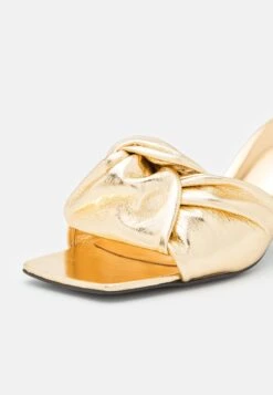 BY FAR Lamar - Mules À Talons - Parchment -Tamaris Boutique db32ad1262fd4113a56e23f27eee99c8