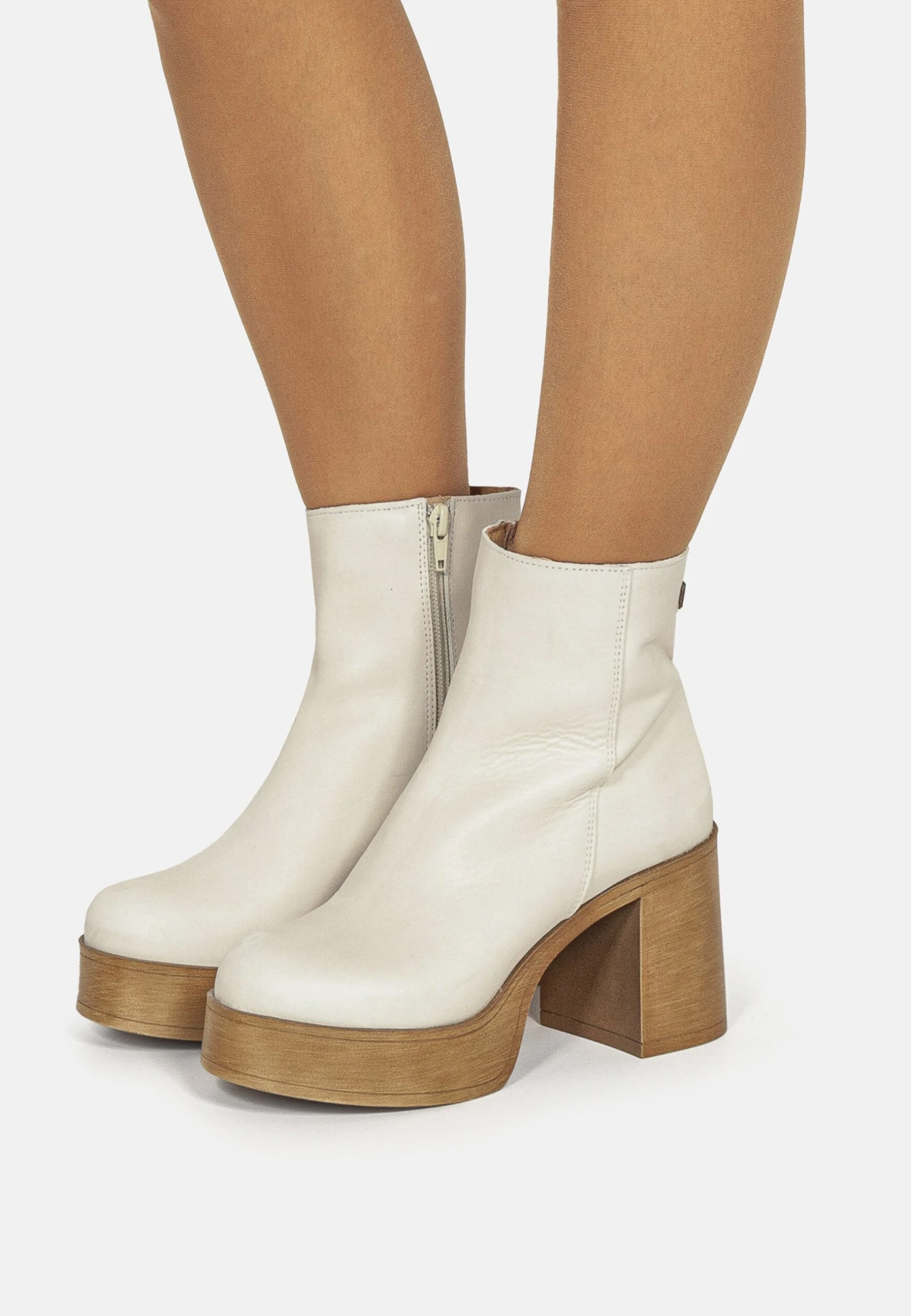 MTNG Bottines À Plateau - Blanco 1 MTNG Bottines À Plateau - Blanco