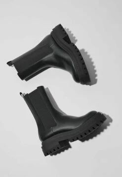 BERSHKA With Elastic Panels - Bottines À Plateau - Black 11 BERSHKA With Elastic Panels - Bottines À Plateau - Black -Tamaris Boutique e29cff8bb63c4d008bfa5e003e508b69