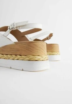 Next Forever Comfort Crossover - Sandales Compensées - White 8 Next Forever Comfort Crossover - Sandales Compensées - White -Tamaris Boutique e2e686ff51974fe59f841b27668b687e