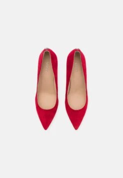 Guess Rica - Escarpins À Talons Hauts - Red 10 Guess Rica - Escarpins À Talons Hauts - Red -Tamaris Boutique e5e56b066bd047d88a3b10ac990f24f6