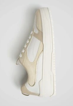 Stradivarius WITH CONTRASTING PIECES - Baskets Basses - White 12 Stradivarius WITH CONTRASTING PIECES - Baskets Basses - White -Tamaris Boutique ec39b01005c34b07bdf26c543fb17a2e