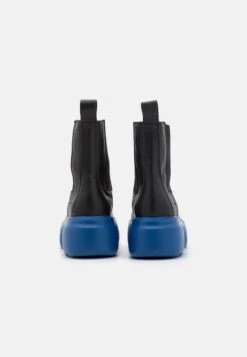 COPENHAGEN Cph276 - Bottines À Plateau - Black/Royal Blue 9 COPENHAGEN Cph276 - Bottines À Plateau - Black/Royal Blue -Tamaris Boutique edf384f81efc4b8a89ae168c2a6d96d5